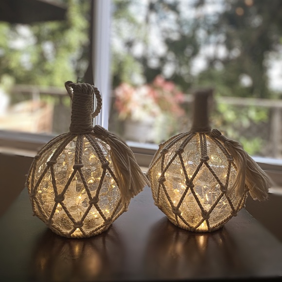 Crackle Glass Lantern - Picture 5 of 5